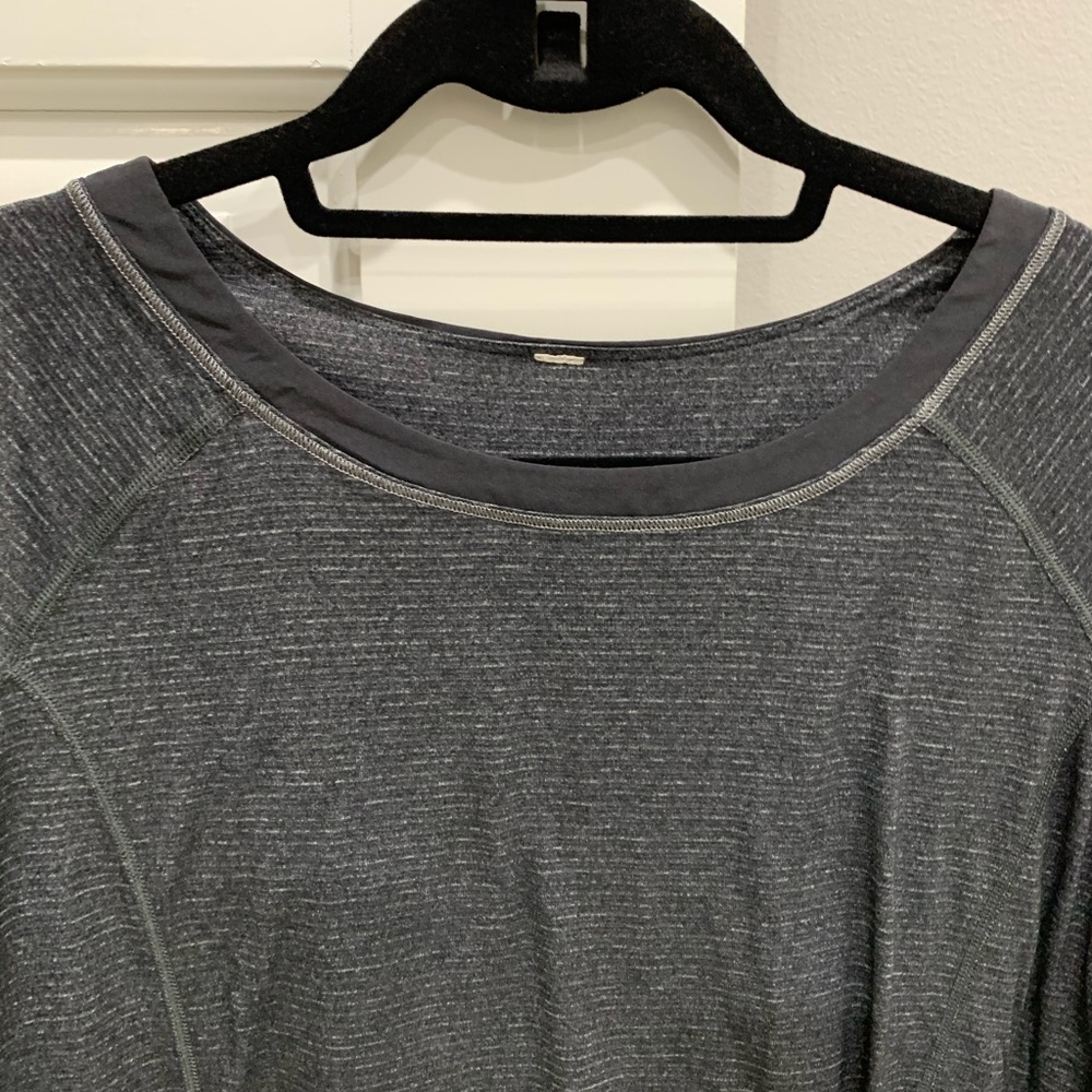 Lululemon EUC long sleeve reflective shirt
